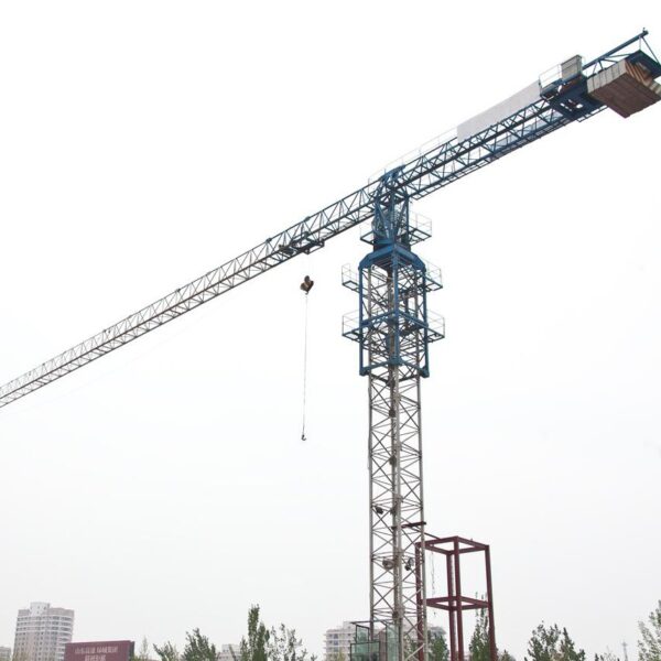 topless tower crane